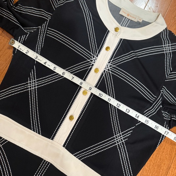 Tory Burch Anja Dress Women’s Medium Black Midi Silk Buttons Old Money Modest - Picture 8 of 11